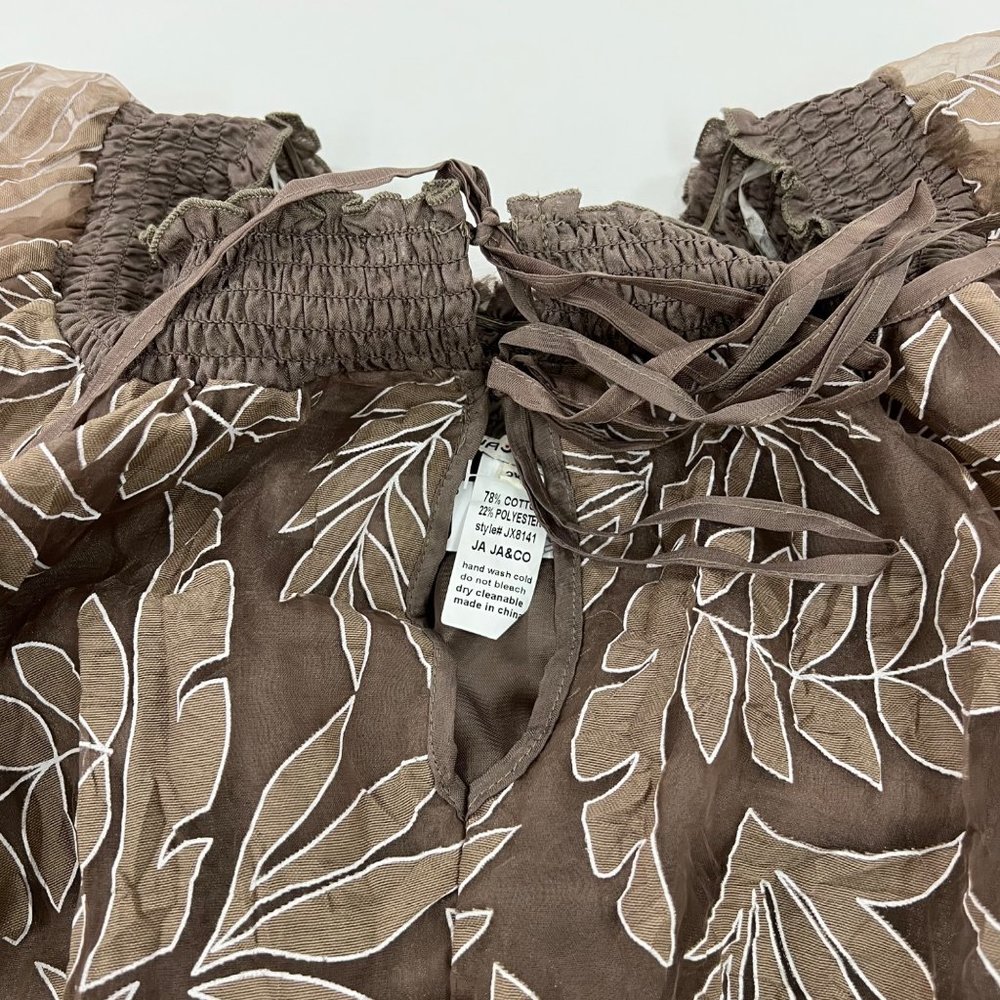 JA JA & CO Women's Juniors Blouse 3X Sheer Floral Pullover Blouse Taupe 3X - Picture 6 of 8